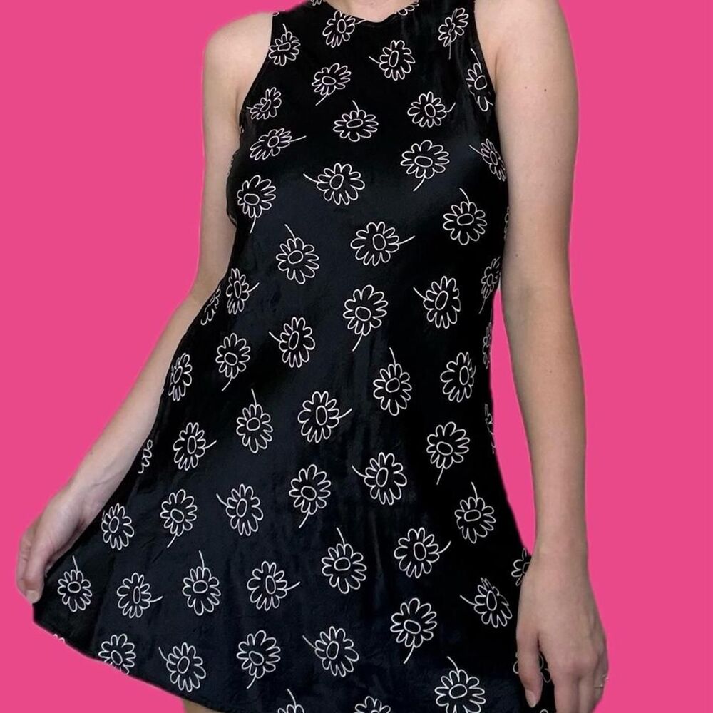 Breakin-loose Women's Black Dress